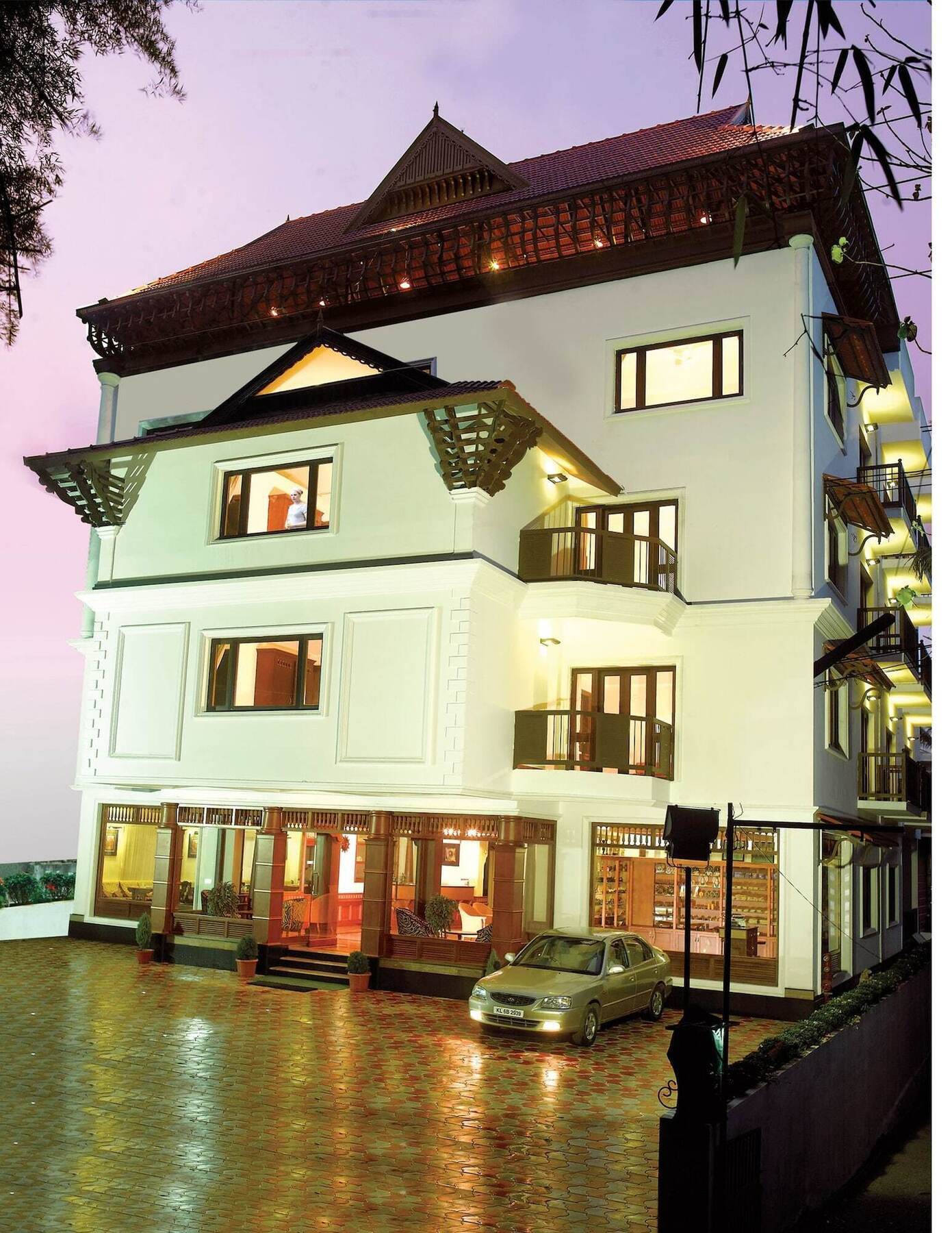 Grand Thekkady Hotel Kumily Exterior photo